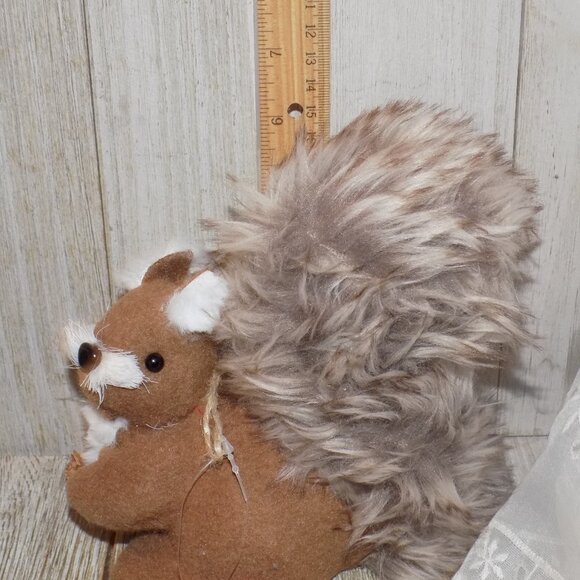 SQURRIEL HOLIDAY WOODLAND RUSTIC FORREST ANIMAL * - Picture 3 of 8